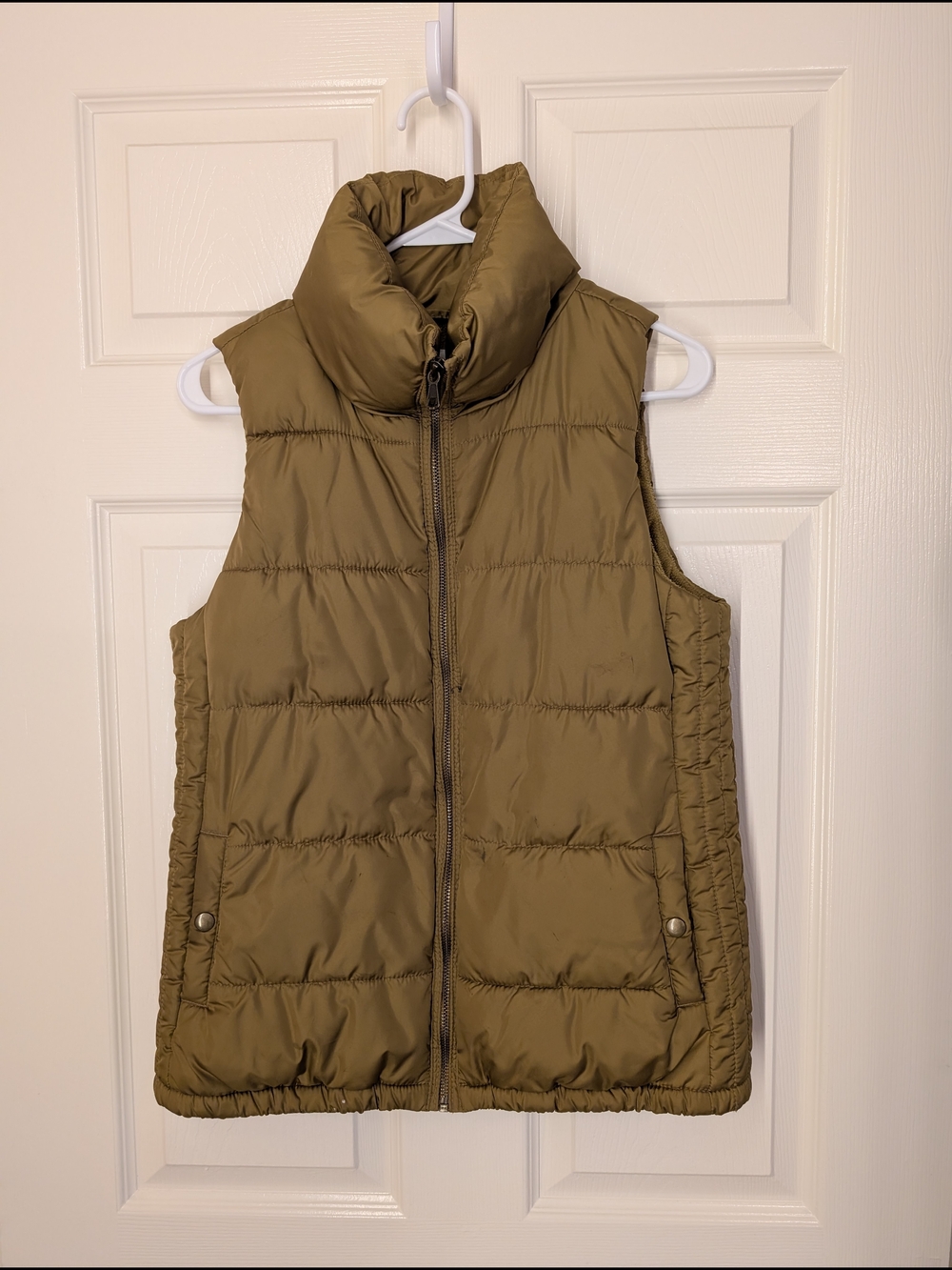 Old Navy Bronze Puffer Vest